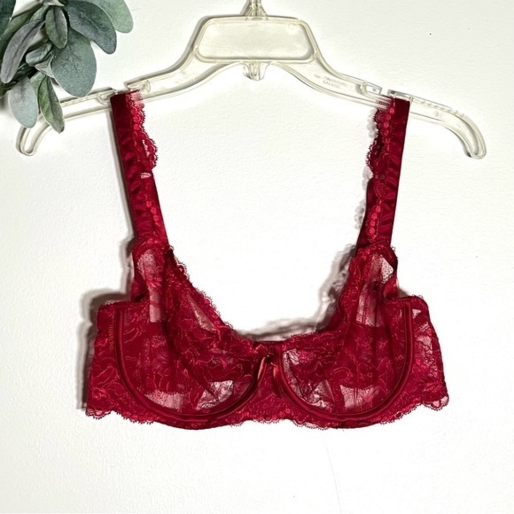 Sexy Chantelle Wired ruby red laced cup bra
